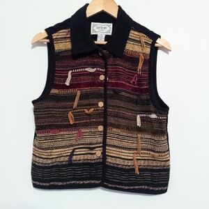 Tantrums Women's Multicolor Metallic Textured Button Vest